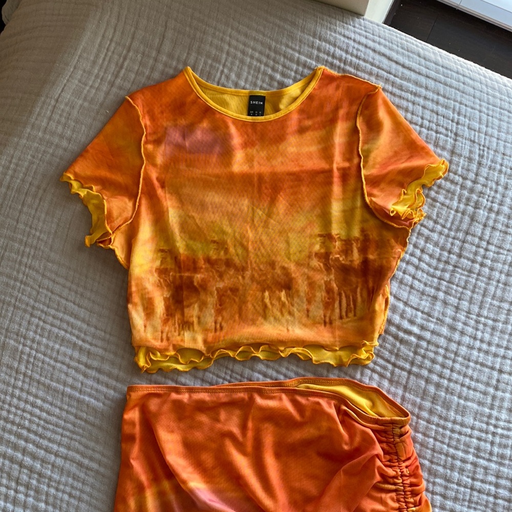 2 Piece Orange & Yellow Set